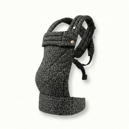 The Neirah Buckle Carrier