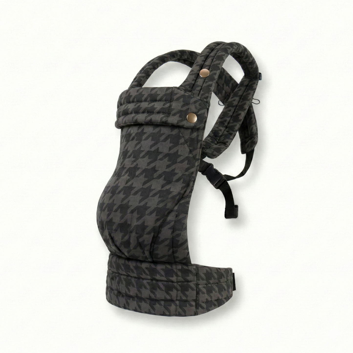The Neirah Buckle Carrier