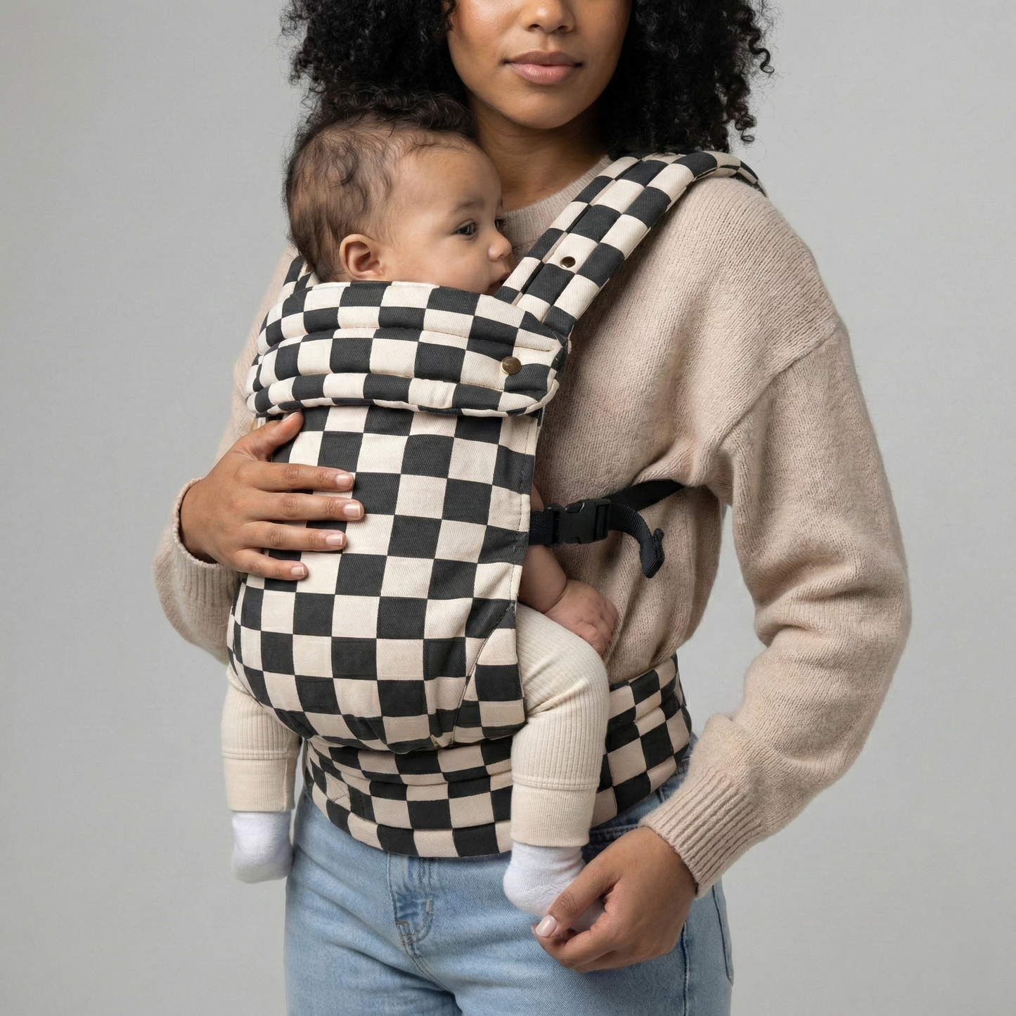 The Neirah Buckle Carrier