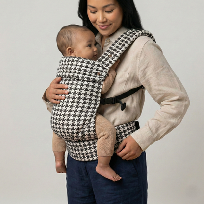 The Neirah Buckle Carrier